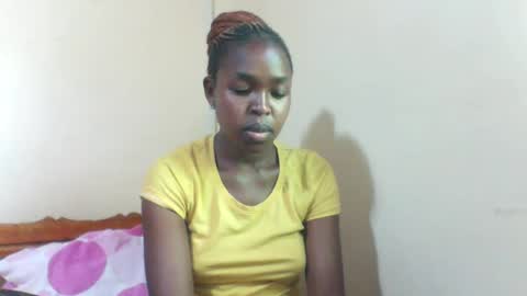 Snapshot of nicemillow chatting on March 5, 2025, 1:06 pm nicemillow online show from March 5, 2025, 1:06 pm