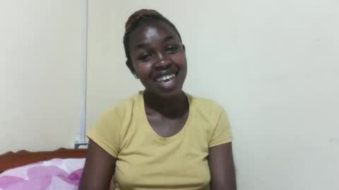 Snapshot of nicemillow chatting on March 5, 2025, 4:24 pm nicemillow online show from March 5, 2025, 4:24 pm