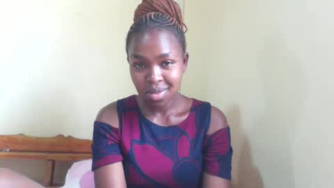 Snapshot of nicemillow chatting on March 8, 2025, 11:48 am nicemillow online show from March 8, 2025, 11:48 am
