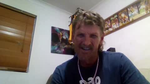 Snapshot of niceozziecockxxx chatting on April 25, 2026, 3:09 pm Sexiishaine online show from April 25, 2026, 3:09 pm