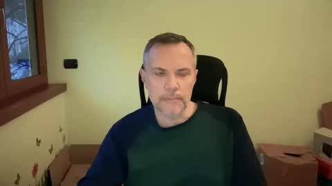 Snapshot of niceshy_71 chatting on February 14, 2025, 6:23 am Andrew online show from February 14, 2025, 6:23 am