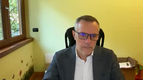 Snapshot of niceshy_71 chatting on October 22, 2025, 3:34 pm Andrew online show from October 22, 2025, 3:34 pm