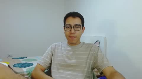 Snapshot of nicholasfinn chatting on March 22, 2026, 7:39 pm Nick online show from March 22, 2026, 7:39 pm