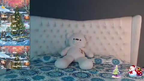 Snapshot of nichole_bree chatting on January 2, 2025, 11:31 am Nichole online show from January 2, 2025, 11:31 am