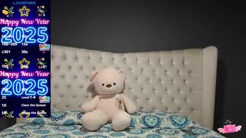 Snapshot of nichole_bree chatting on January 7, 2025, 11:48 am Nichole online show from January 7, 2025, 11:48 am