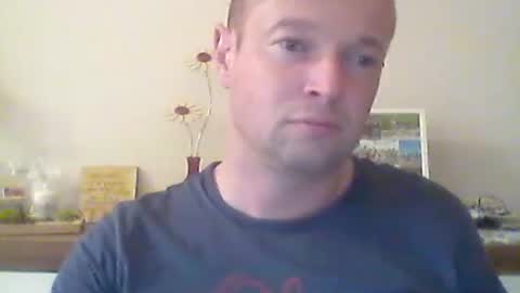 nick1990b online show from September 16, 2025, 4:52 pm