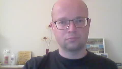 Snapshot of nick1990b chatting on April 21, 2026, 5:50 pm nick1990b online show from April 21, 2026, 5:50 pm