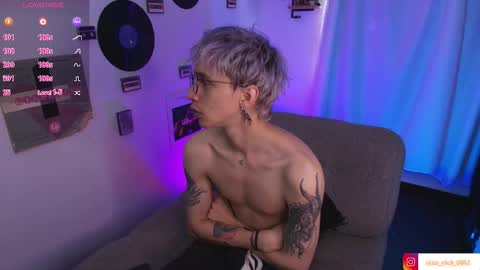 Snapshot of nick_bangover chatting on March 12, 2026, 7:42 pm Nico online show from March 12, 2026, 7:42 pm