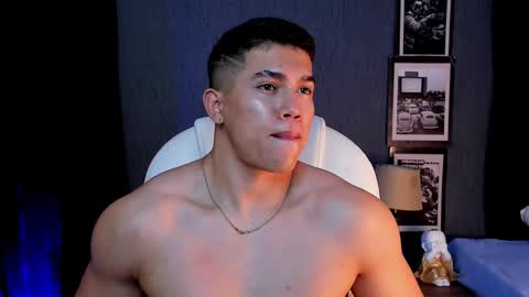 nick fenix online show from September 23, 2025, 6:27 am