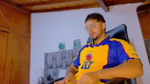 nick_moss_ online show from March 10, 2026, 10:53 am