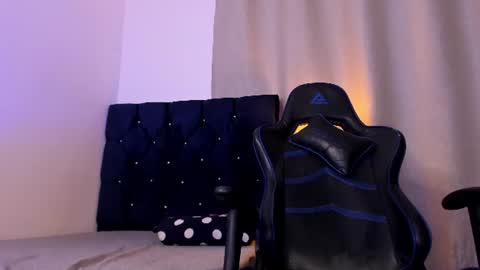 nick_zackk online show from July 7, 2026, 7:23 am