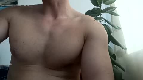 Snapshot of nickcarlosxx chatting on January 3, 2025, 9:47 am Nick online show from January 3, 2025, 9:47 am