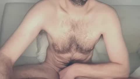 Nik online show from December 21, 2025, 1:18 pm