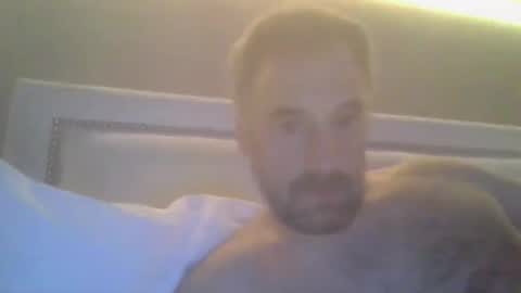 nicknut07 online show from October 30, 2025, 3:19 am