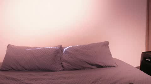 nicky and blake online show from February 4, 2025, 8:17 pm