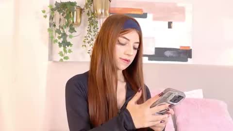 nicky_belmonth online show from November 21, 2025, 11:31 am