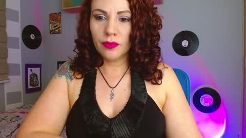 Snapshot of nicky_lucy_m chatting on January 4, 2025, 5:16 am lucy online show from January 4, 2025, 5:16 am