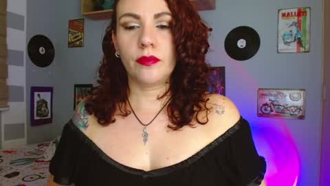 Snapshot of nicky_lucy_m chatting on January 28, 2025, 11:50 pm lucy online show from January 28, 2025, 11:50 pm