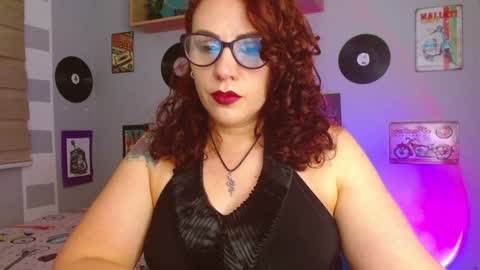 Snapshot of nicky_lucy_m chatting on February 7, 2025, 1:04 am lucy online show from February 7, 2025, 1:04 am