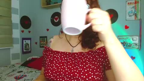 Snapshot of nicky_lucy_m chatting on February 26, 2025, 3:10 am lucy online show from February 26, 2025, 3:10 am