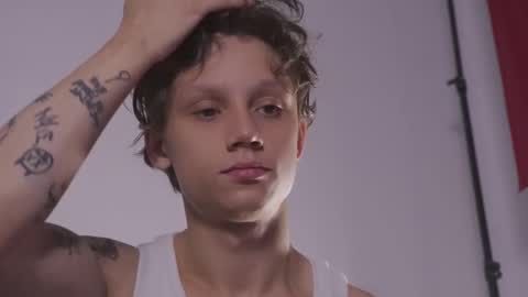 Nicky Neal online show from September 18, 2025, 11:34 am