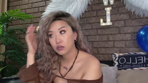 Today is my 41st birthday  And in 2 hours Im waiting for you on the stream Stock up on tokens and a good mood Nicky online show from December 9, 2024, 1:34 pm