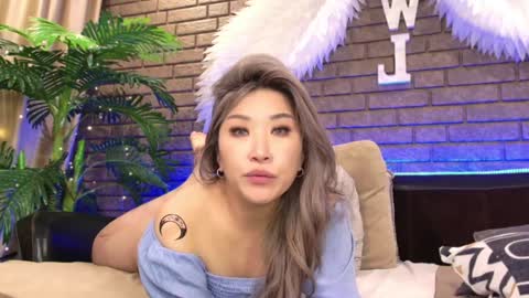 Today is my 41st birthday  And in 2 hours Im waiting for you on the stream Stock up on tokens and a good mood Nicky online show from February 5, 2025, 7:53 pm