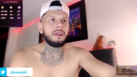 nicky          independent model  online show from December 1, 2025, 4:06 am