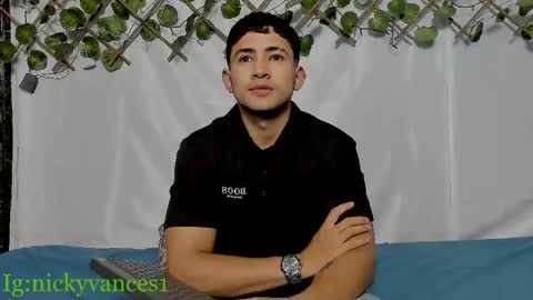 nicky online show from September 13, 2025, 7:13 pm