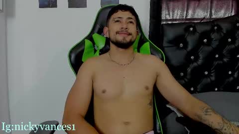 nicky online show from March 9, 2026, 7:29 pm