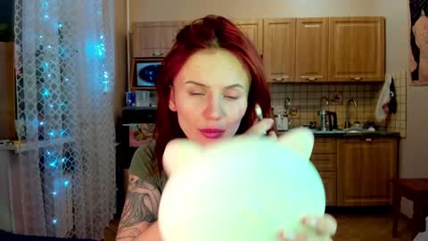 Snapshot of nicky_weekends chatting on December 26, 2024, 2:44 am Nicky Weekends online show from December 26, 2024, 2:44 am