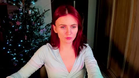 Snapshot of nicky_weekends chatting on December 27, 2024, 2:54 pm Nicky Weekends online show from December 27, 2024, 2:54 pm