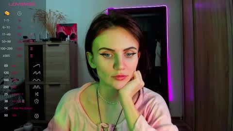 Snapshot of nicky_weekends chatting on February 16, 2025, 4:10 pm Nicky Weekends online show from February 16, 2025, 4:10 pm