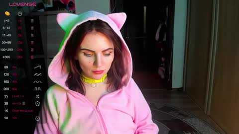 Snapshot of nicky_weekends chatting on February 21, 2025, 1:55 pm Nicky Weekends online show from February 21, 2025, 1:55 pm