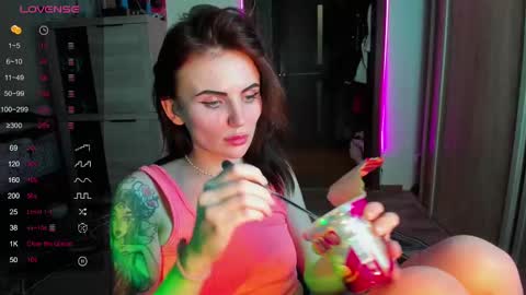 Snapshot of nicky_weekends chatting on February 24, 2025, 4:15 pm Nicky Weekends online show from February 24, 2025, 4:15 pm