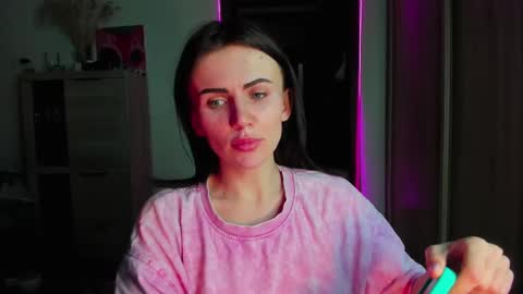 Snapshot of nicky_weekends chatting on March 9, 2025, 10:19 pm Nicky Weekends online show from March 9, 2025, 10:19 pm