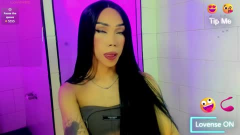 Snapshot of nickynoa chatting on September 18, 2025, 3:30 am Nicky online show from September 18, 2025, 3:30 am