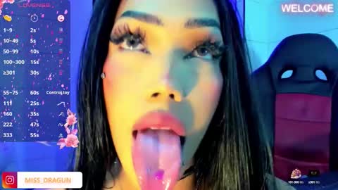 Snapshot of nickynoa chatting on October 15, 2025, 4:34 am Nicky online show from October 15, 2025, 4:34 am