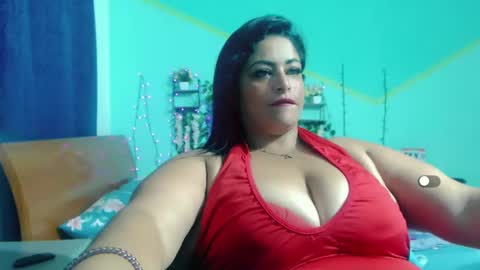 nickyribeiro online show from February 16, 2025, 10:54 pm