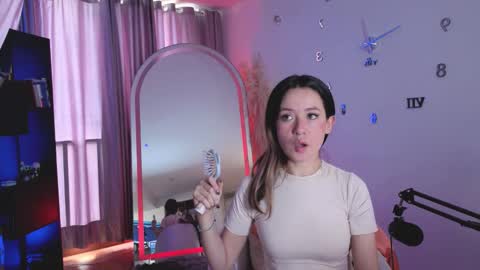 Nicky online show from October 21, 2025, 5:46 pm