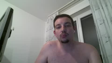 nico0205k online show from June 18, 2026, 1:06 am
