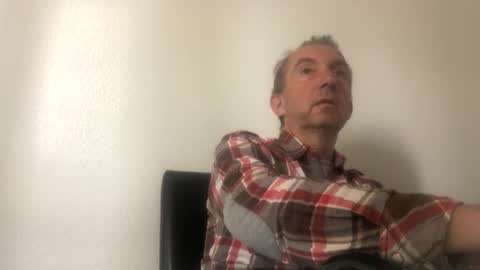 Nico online show from May 18, 2026, 5:08 pm