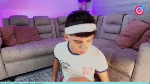 nico online show from September 14, 2025, 5:50 am