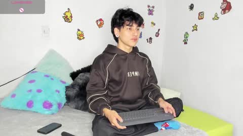 Nico  online show from January 7, 2025, 2:42 am