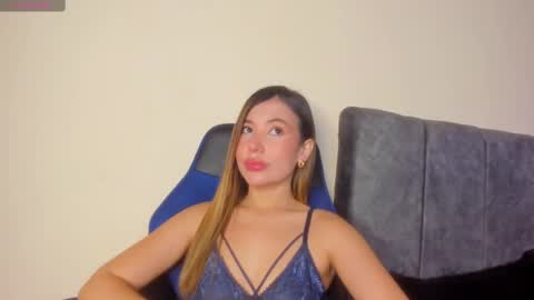 Nicol Gw online show from March 5, 2025, 9:15 pm