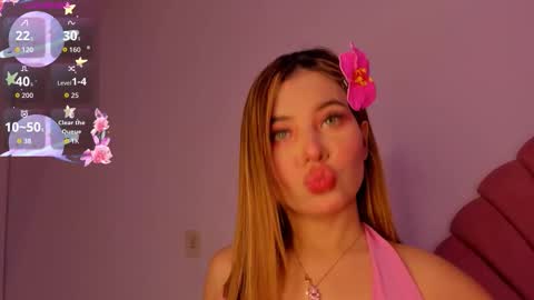 Nicol Gw online show from October 16, 2025, 4:57 am