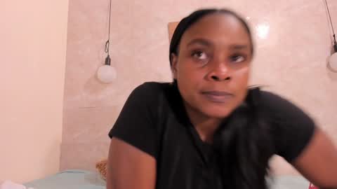 Nicol Villa online show from January 25, 2025, 12:05 pm