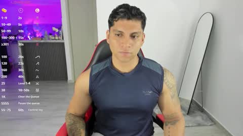 nicolas_montoya online show from October 16, 2025, 4:24 am