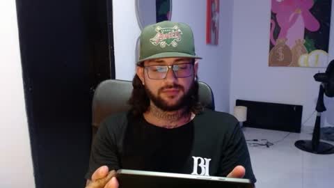 nicolas online show from December 15, 2024, 1:46 am