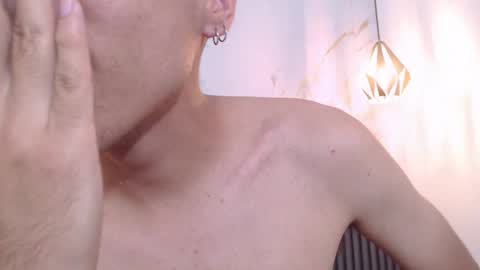 nicolasfine online show from November 21, 2025, 7:12 pm